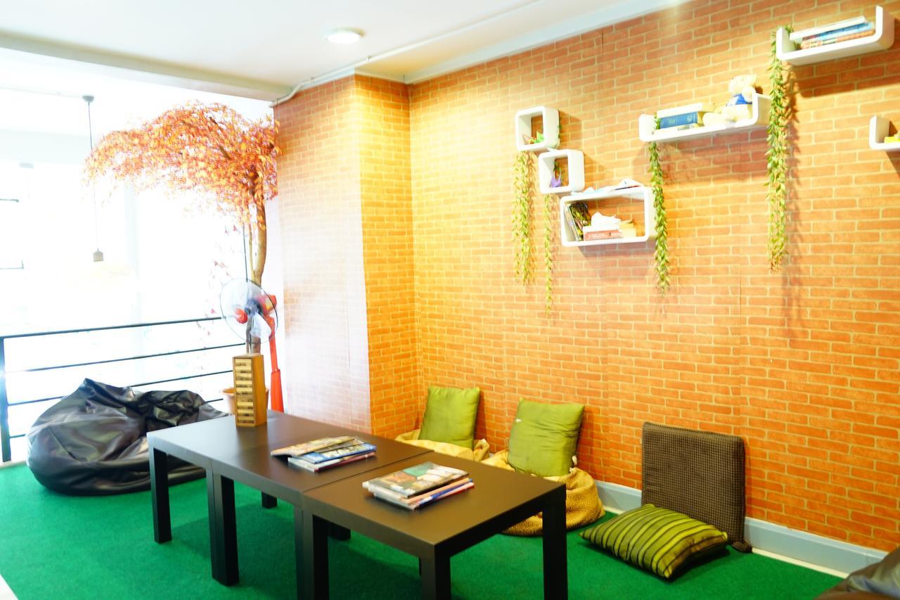 Counting Stars Hostel Bangkok Ngoại thất bức ảnh